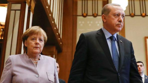 Merkel ile Erdoğan G-20 Zirvesi Öncesinde Görüşecek