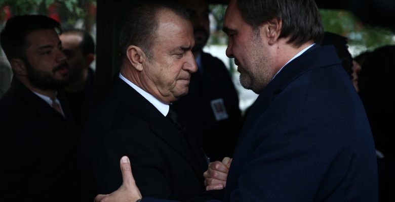 Fatih Terim’in babası Talat Terim son yolculuğuna uğurlandı