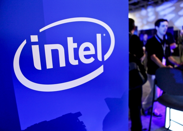 Intel Hisseleri Son 11 Yılın En Düşük Seviyesine Geriliyor